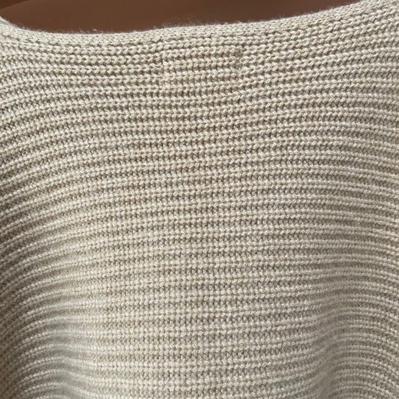 SOLD-Lou & Grey 100% Cashmere Ribbed Sweater - Picture 10 of 15